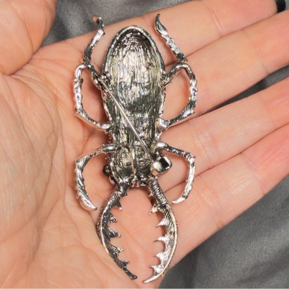 Beetle Brooch Rhinestone Insect Pin 3 inches - Picture 11 of 12